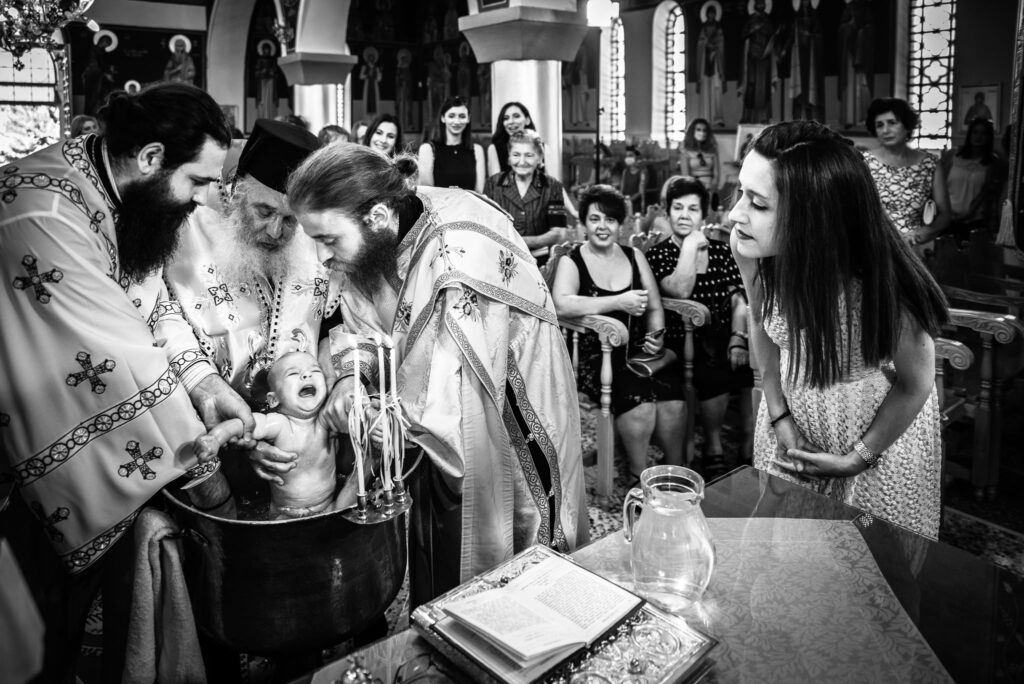 Φωτογράφιση Βάπτισης στα Γιαννιτσά