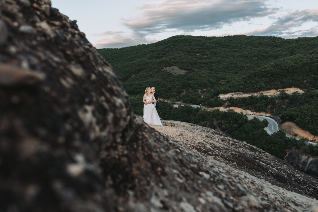 wedding in meteora greece,charis avramidis, charis avramidis photography, φωτογράφιση γάμου στα μετέωρα