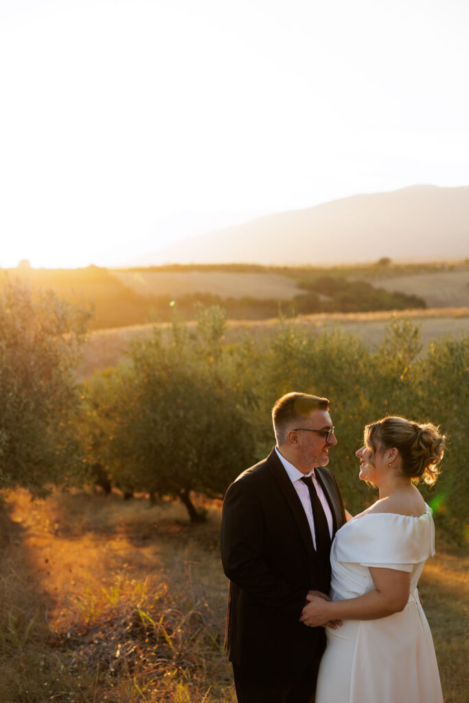 Φωτογράφιση next day σε ηλιοβασίλεμα, next day photo shooting, Greek wedding photographers, best photographers in Greece, Charis Avramidis, χάρης Αβραμίδης, Φωτογράφοι γάμου ελλάδα, φωτογράφοι Γιαννιτσά