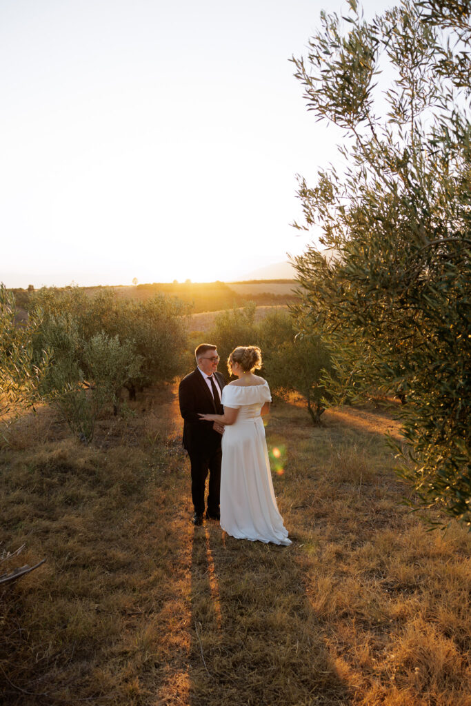 Φωτογράφιση next day σε ηλιοβασίλεμα, next day photo shooting, Greek wedding photographers, best photographers in Greece, Charis Avramidis, χάρης Αβραμίδης, Φωτογράφοι γάμου ελλάδα, φωτογράφοι Γιαννιτσά